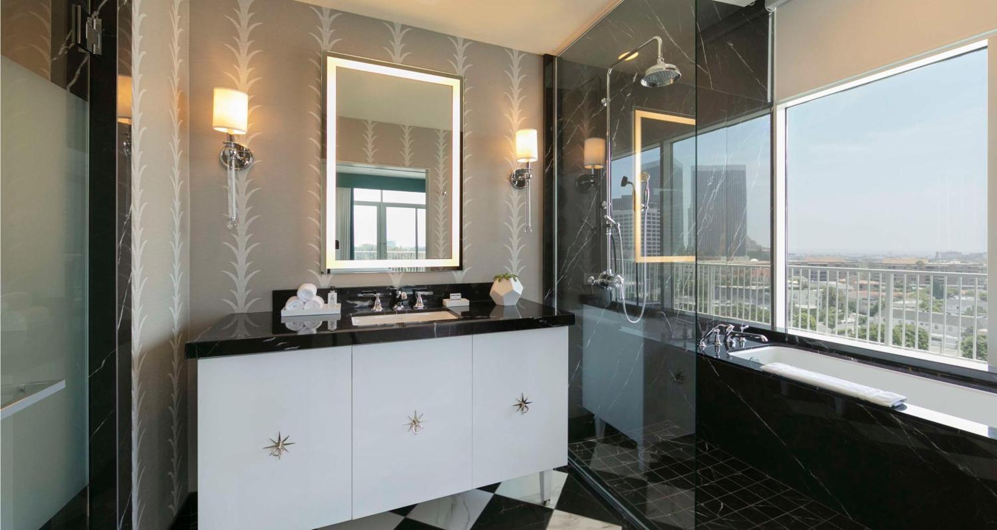 Penthouse Suite,1542663682:JPEG