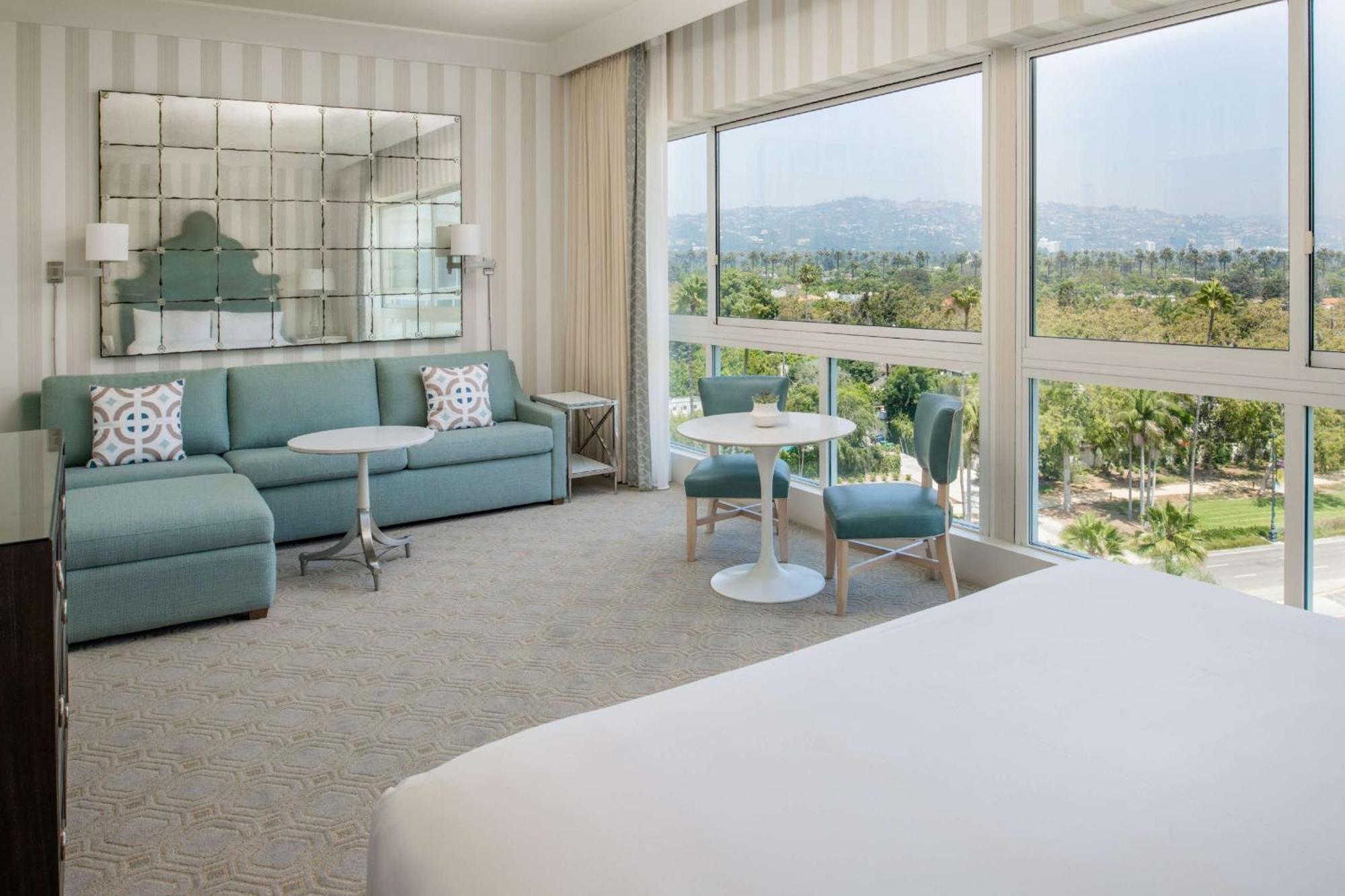 Junior Suite with View,1552442770:JPEG